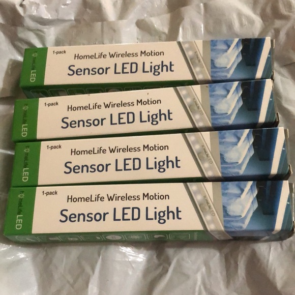 Homelife LED Motion Sensor Bar Lights, 10 LEDs Under Cabinet Lighting 4 pack - Picture 2 of 6